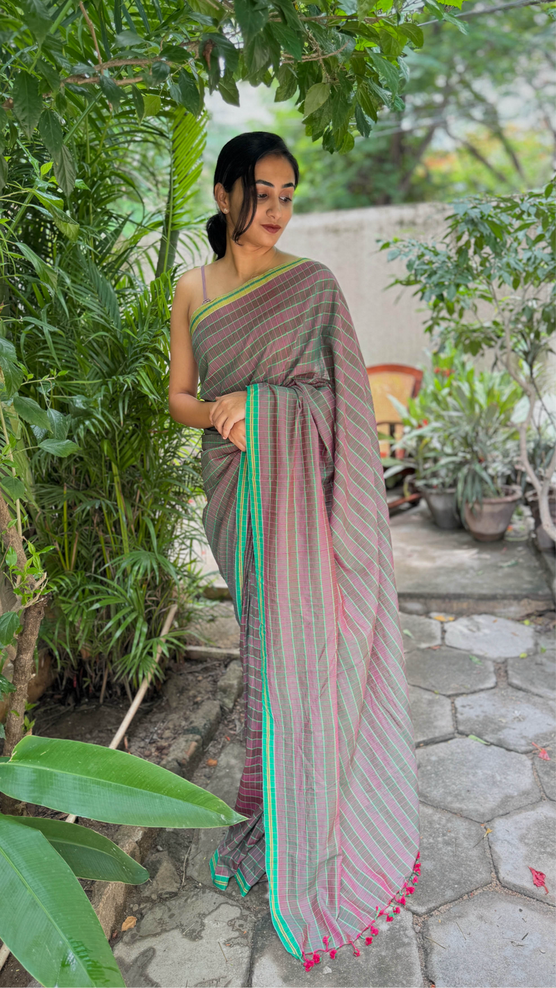 Double Shade Checks Handloom Cotton Saree