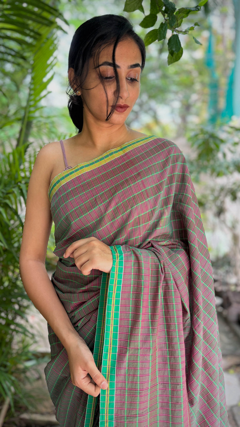 Double Shade Checks Handloom Cotton Saree